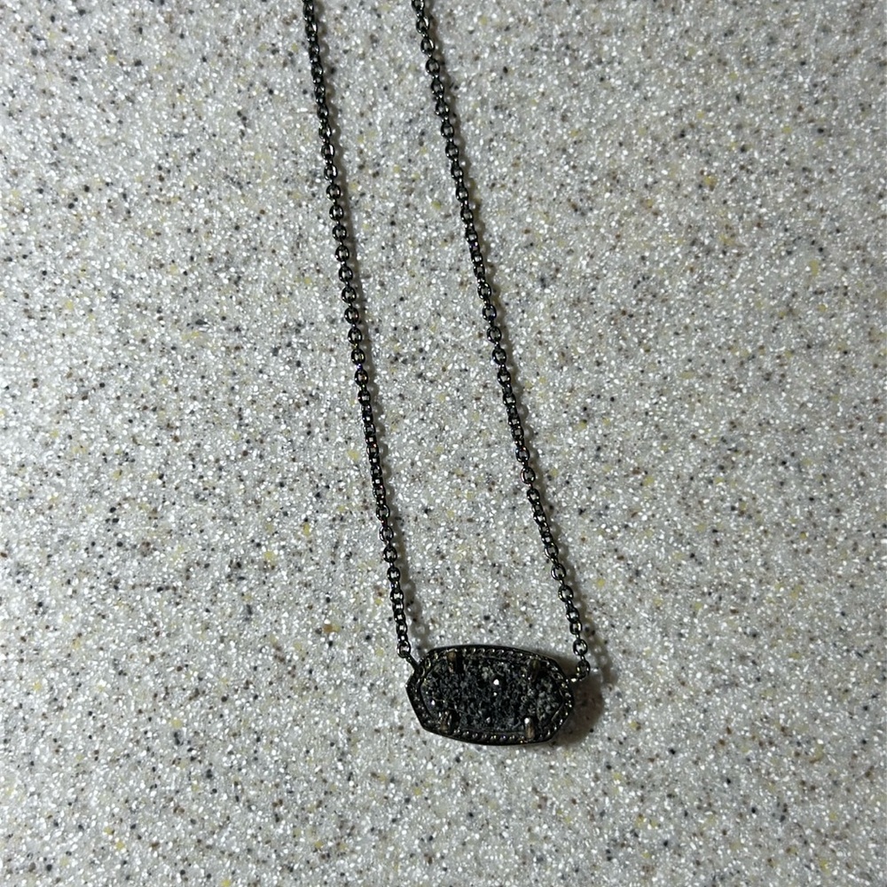 Kendra Scott Elisa Pendant Necklace in Black Drusy